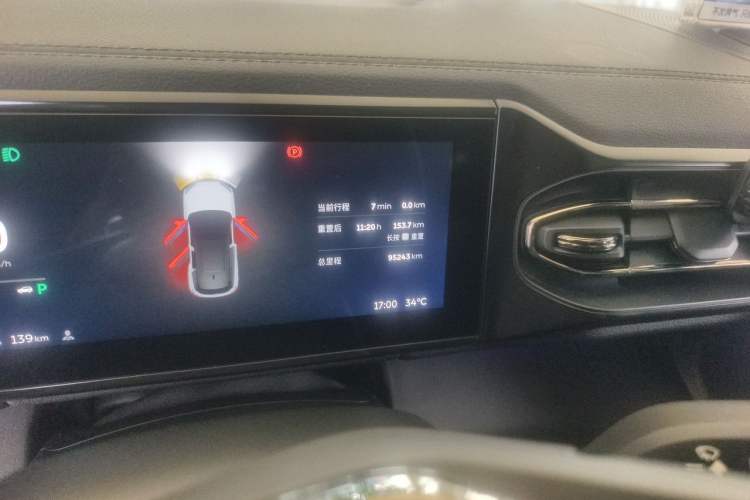 Used Nio ES6 2019 430 km Performance Version Odometer Close Up