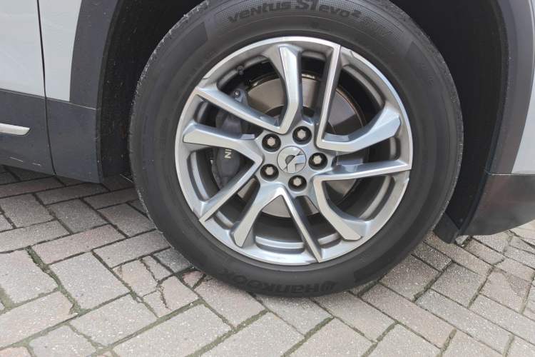 Used Nio ES6 2019 420 km Sport Version Right Front Wheel Hub