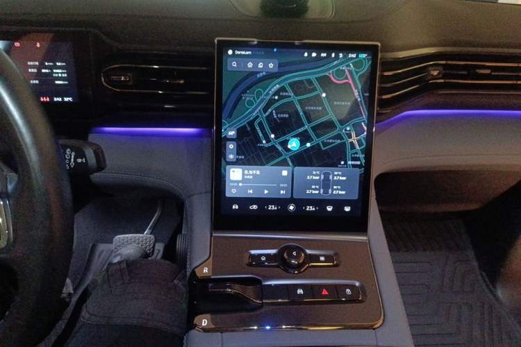Used Nio ES6 2019 430KM First-Edition Commemorative Version Audio And AC Panel