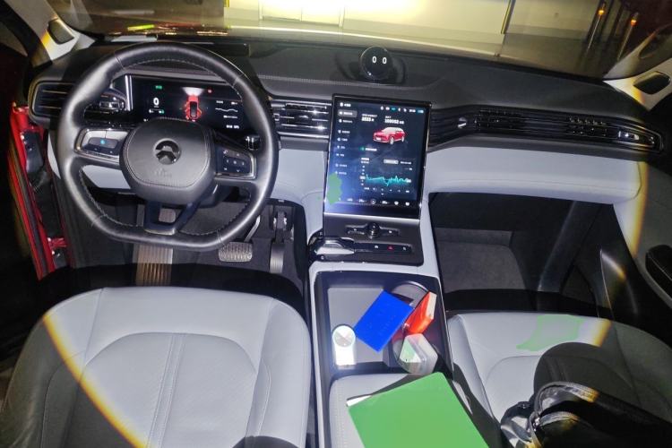 Used Nio ES6 2019 430KM First-Edition Commemorative Version Center Console