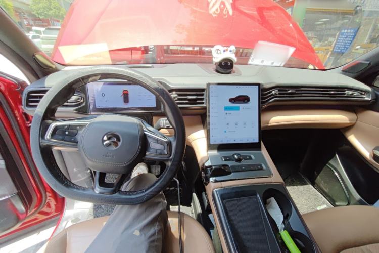 Used Nio ES6 2019 430 km Performance Version Center Console