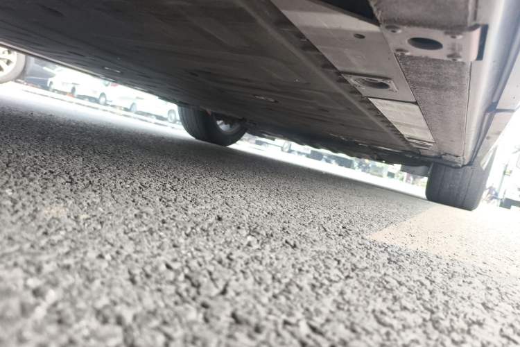 Used Nio ES6 2019 430KM First-Edition Commemorative Version Chassis Rear Right