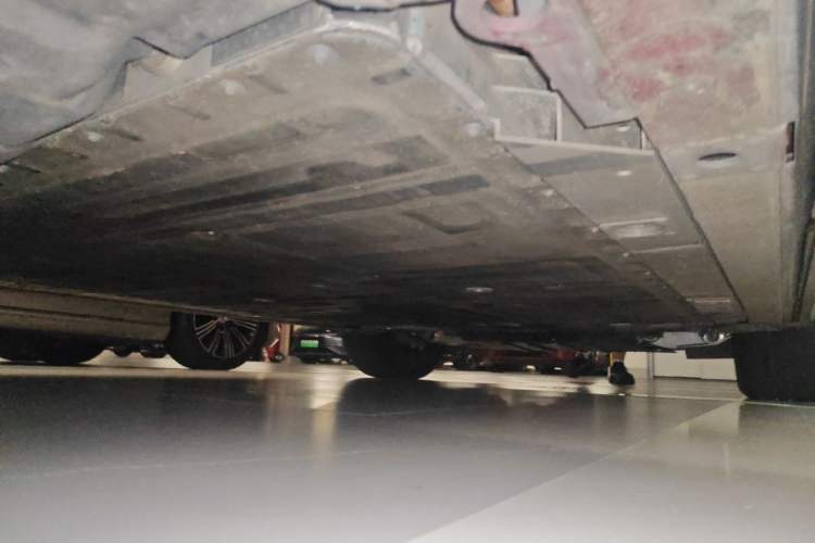 Used Nio ES6 2019 430KM First-Edition Commemorative Version Chassis Rear Right