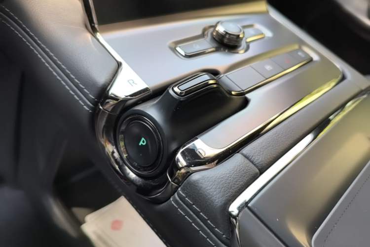 Used Nio ES6 2019 420 km Sport Version Gear Lever