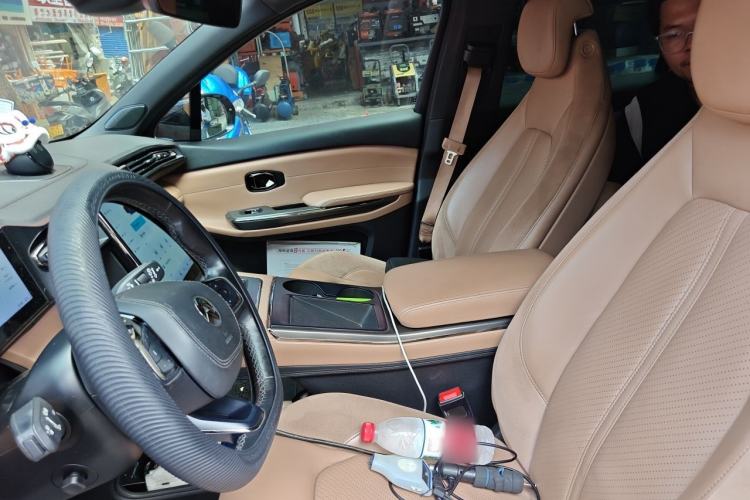 Used Nio ES6 2019 430 km Performance Version Left Front Seat
