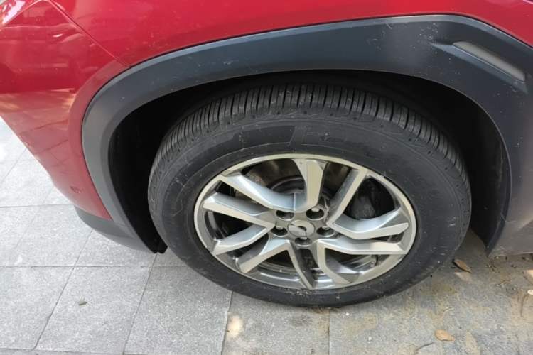 Used Nio ES6 2019 420 km Sport Version Left Front Wheel Hub