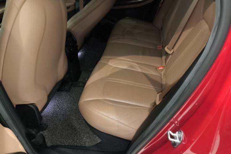 Used Nio ES6 2019 430 km Performance Version Left Rear Seat