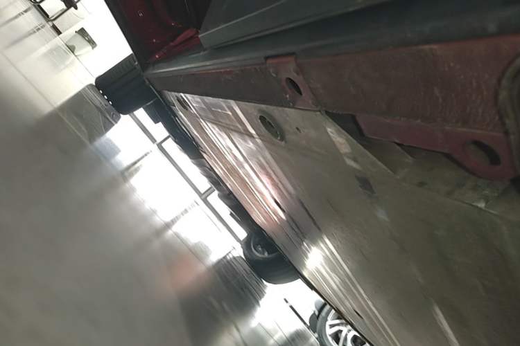 Used Nio ES6 2019 510 km Performance Version Left Side Sill