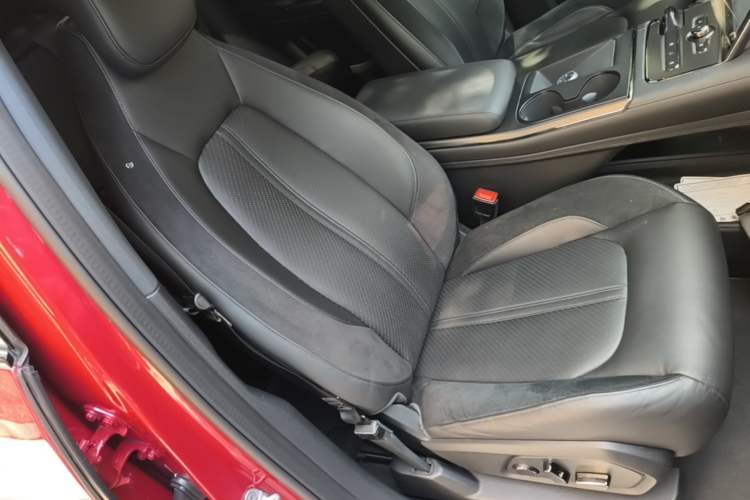 Used Nio ES6 2019 420 km Sport Version Right Front Seat