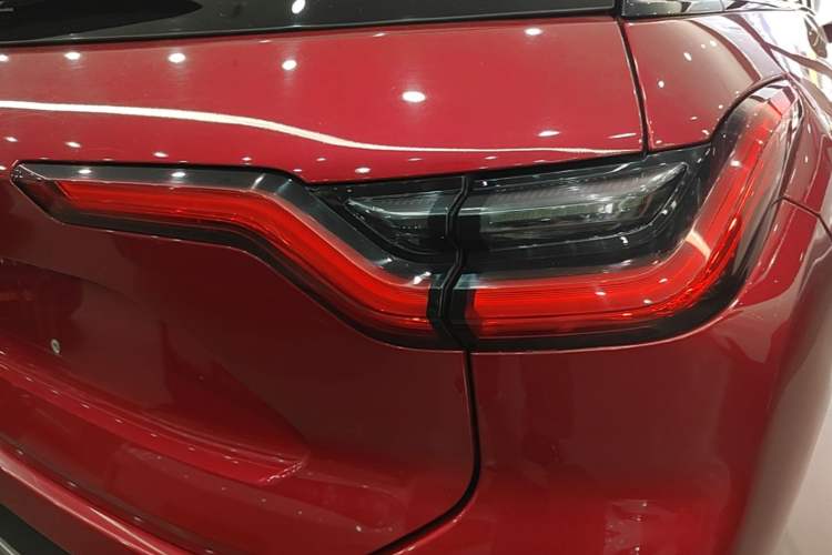 Used Nio ES6 2019 510 km Performance Version Right Rear Taillight