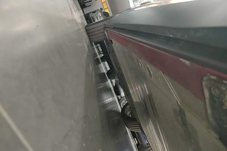 Used Nio ES6 2019 510 km Performance Version Right Side Sill