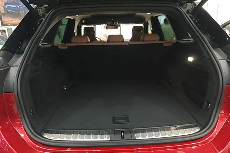 Used Nio ES6 2019 510 km Performance Version Trunk