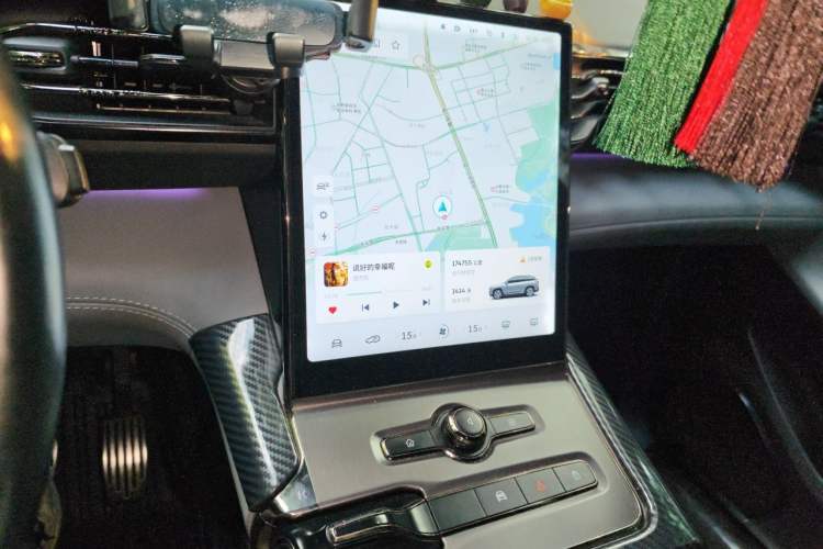 Used Nio ES6 2019 430KM First-Edition Commemorative Version Audio And AC Panel
