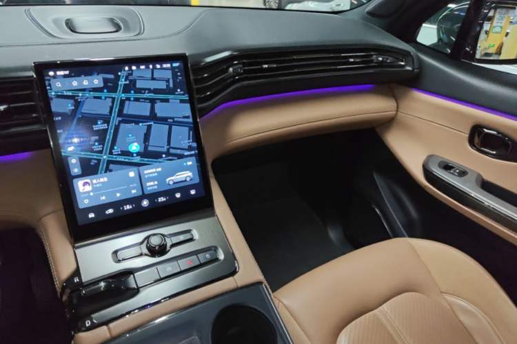 Used Nio ES6 2019 420 km Sport Version Audio And AC Panel