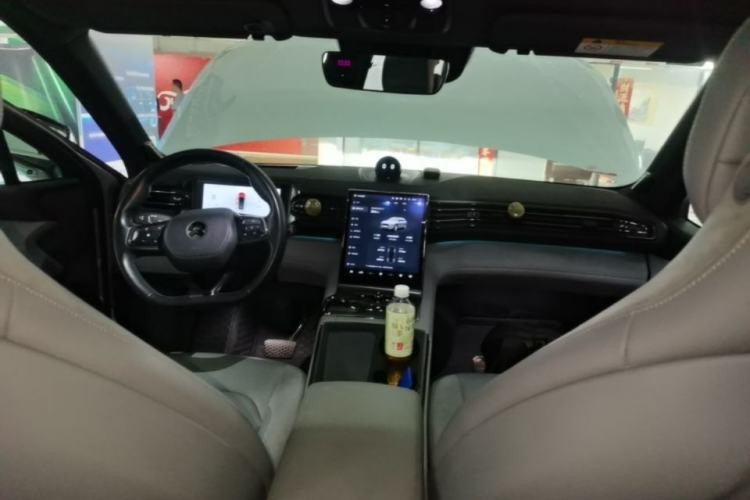 Used Nio ES6 2019 430 km Performance Version Center Console