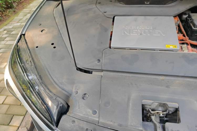 Used Nio ES6 2019 430KM First-Edition Commemorative Version Engine Bay Right