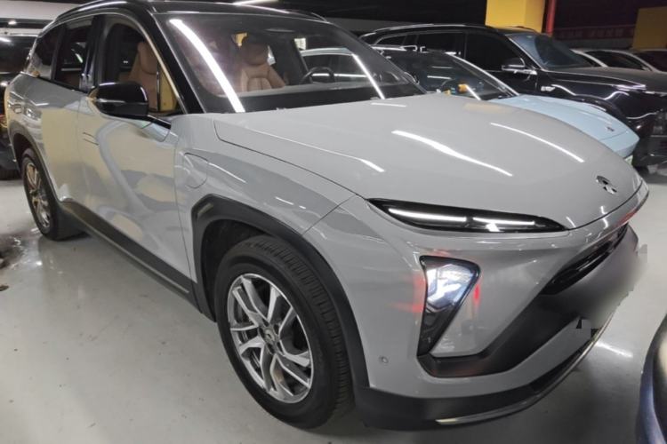 Used Nio ES6 2019 420 km Sport Version Front Right 45 Deg
