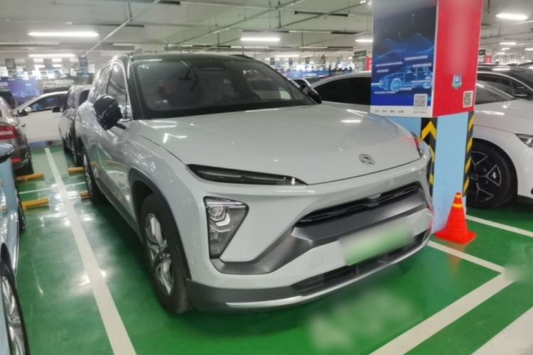 Used Nio ES6 2019 430 km Performance Version Front Right 45 Deg