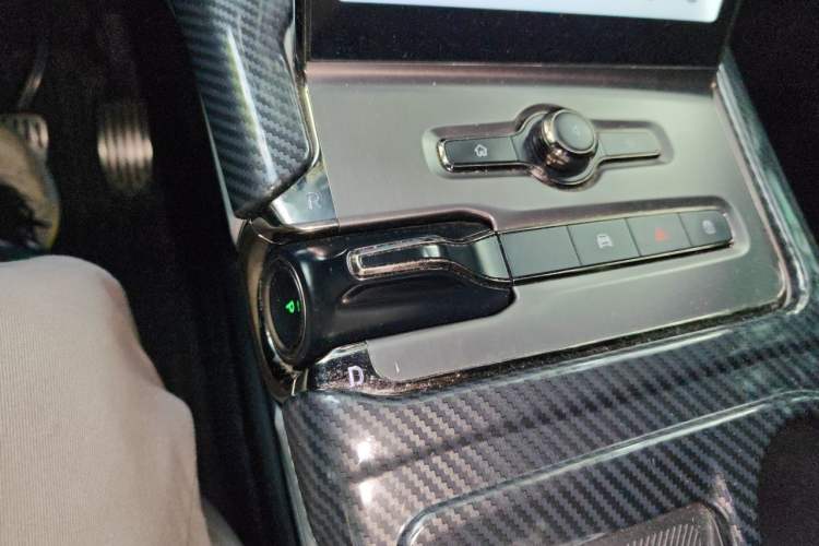 Used Nio ES6 2019 430KM First-Edition Commemorative Version Gear Lever