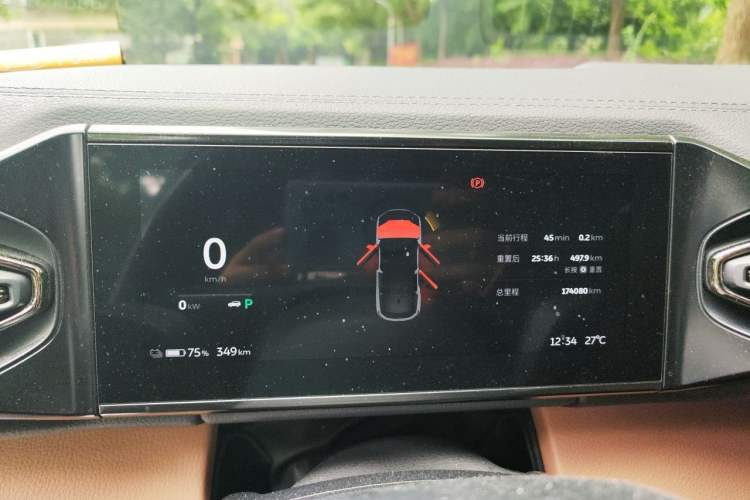 Used Nio ES6 2019 430 km Performance Version Instrument Cluster