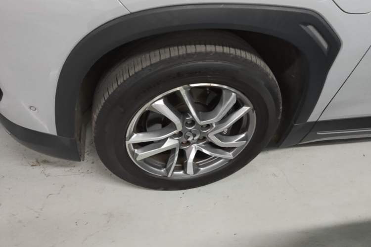 Used Nio ES6 2019 420 km Sport Version Left Front Wheel Hub