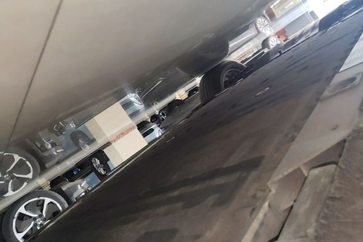 Used Nio ES6 2019 420 km Sport Version Left Side Sill