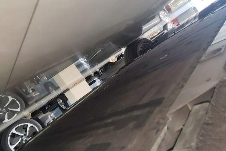 Used Nio ES6 2019 420 km Sport Version Left Side Sill