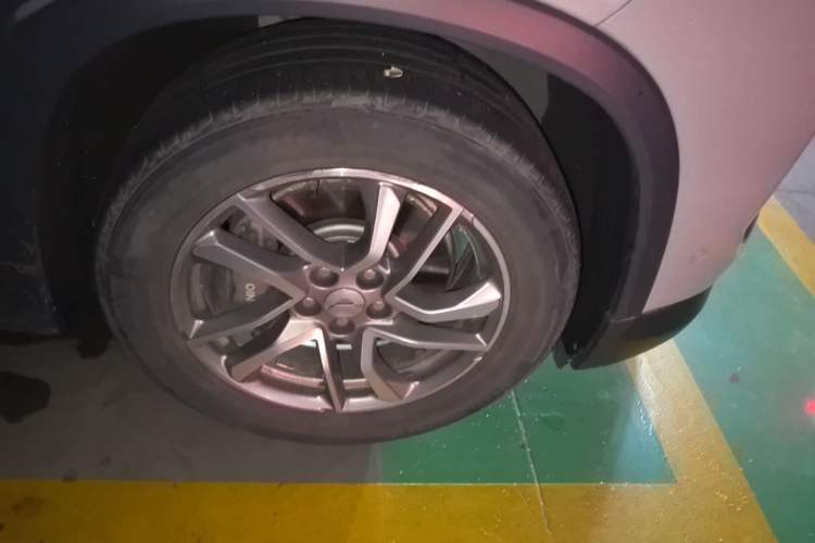 Used Nio ES6 2019 420 km Sport Version Right Front Wheel Hub