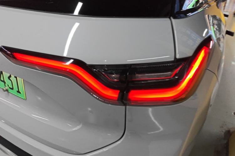 Used Nio ES6 2019 420 km Sport Version Right Rear Taillight