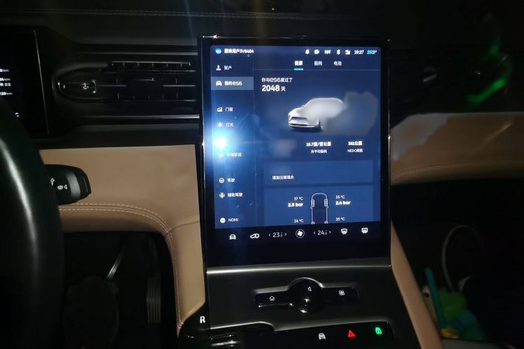 Used Nio ES6 2019 430 km Performance Version Audio And AC Panel