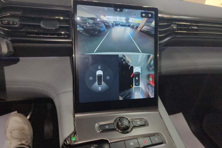 Used Nio ES6 2019 430 km Performance Version Audio And AC Panel