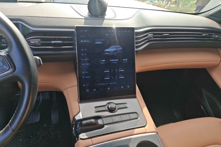 Used Nio ES6 2019 430 km Performance Version Audio And AC Panel