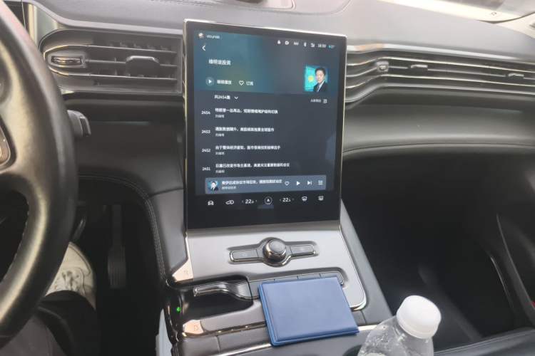 Used Nio ES6 2019 430 km Performance Version Audio And AC Panel