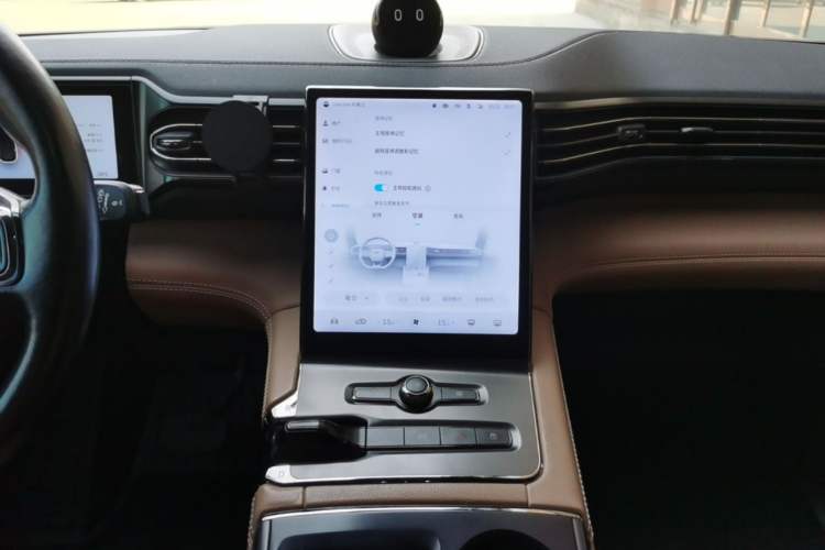 Used Nio ES6 2019 430 km Performance Version Audio And AC Panel