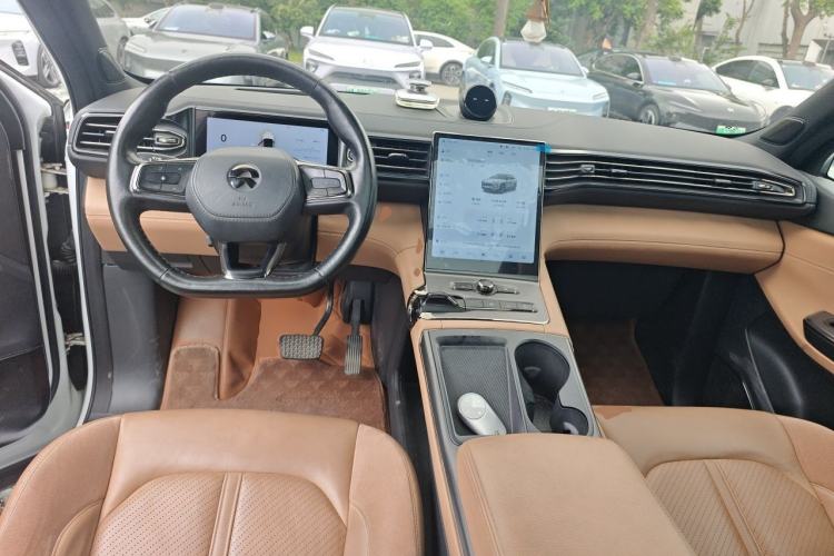 Used Nio ES6 2019 430 km Performance Version Center Console