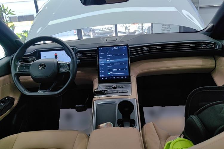 Used Nio ES6 2019 420 km Sport Version Center Console