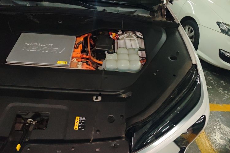 Used Nio ES6 2019 430 km Performance Version Engine Bay Left