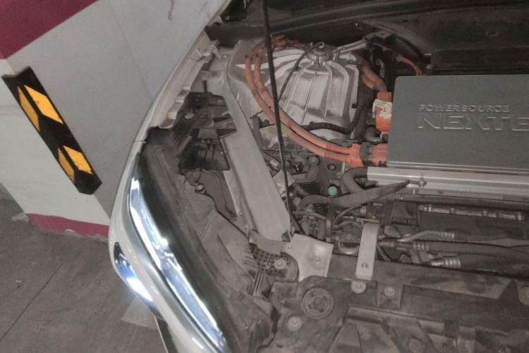 Used Nio ES6 2019 430 km Performance Version Engine Bay Right