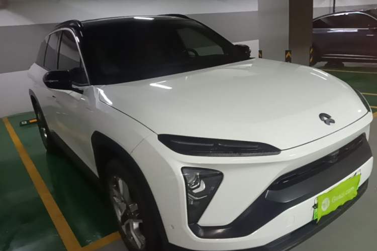 Used Nio ES6 2019 430 km Performance Version Front Right 45 Deg