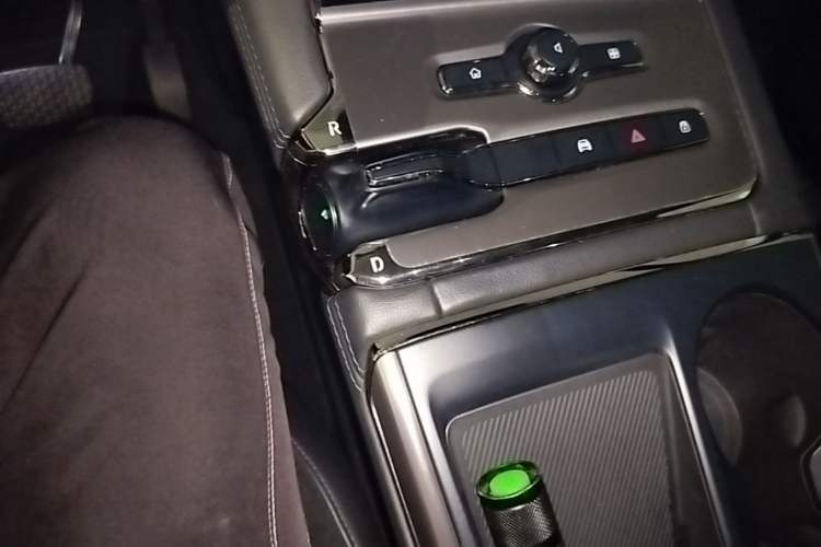 Used Nio ES6 2019 420 km Sport Version Gear Lever