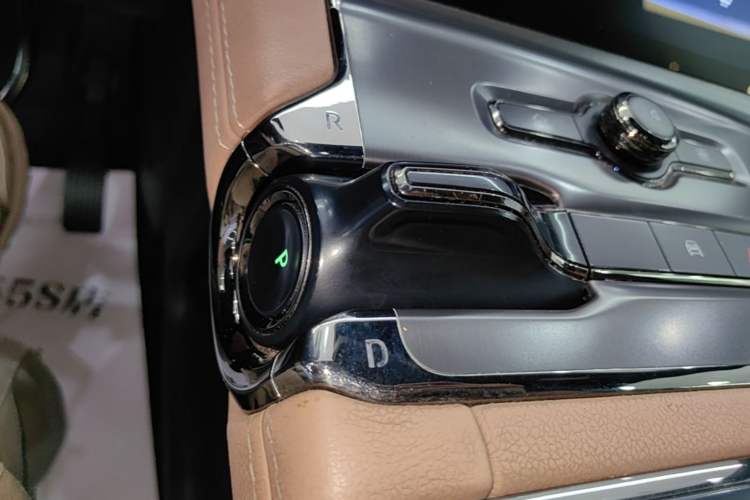 Used Nio ES6 2019 420 km Sport Version Gear Lever