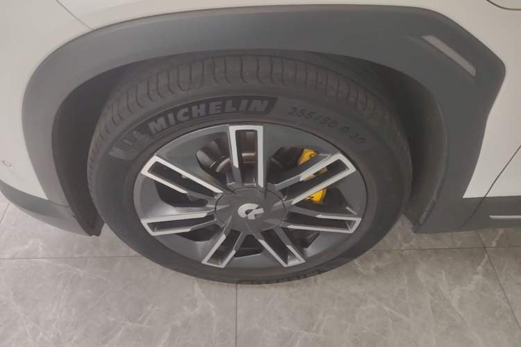 Used Nio ES6 2019 430 km Performance Version Left Front Wheel Hub