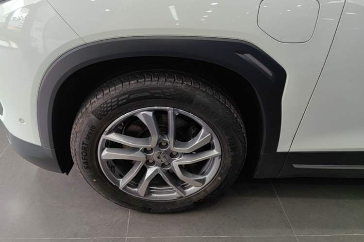 Used Nio ES6 2019 420 km Sport Version Left Front Wheel Hub