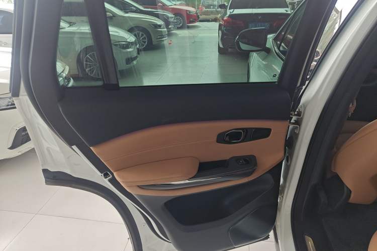 Used Nio ES6 2019 430 km Performance Version Left Rear Door Interior