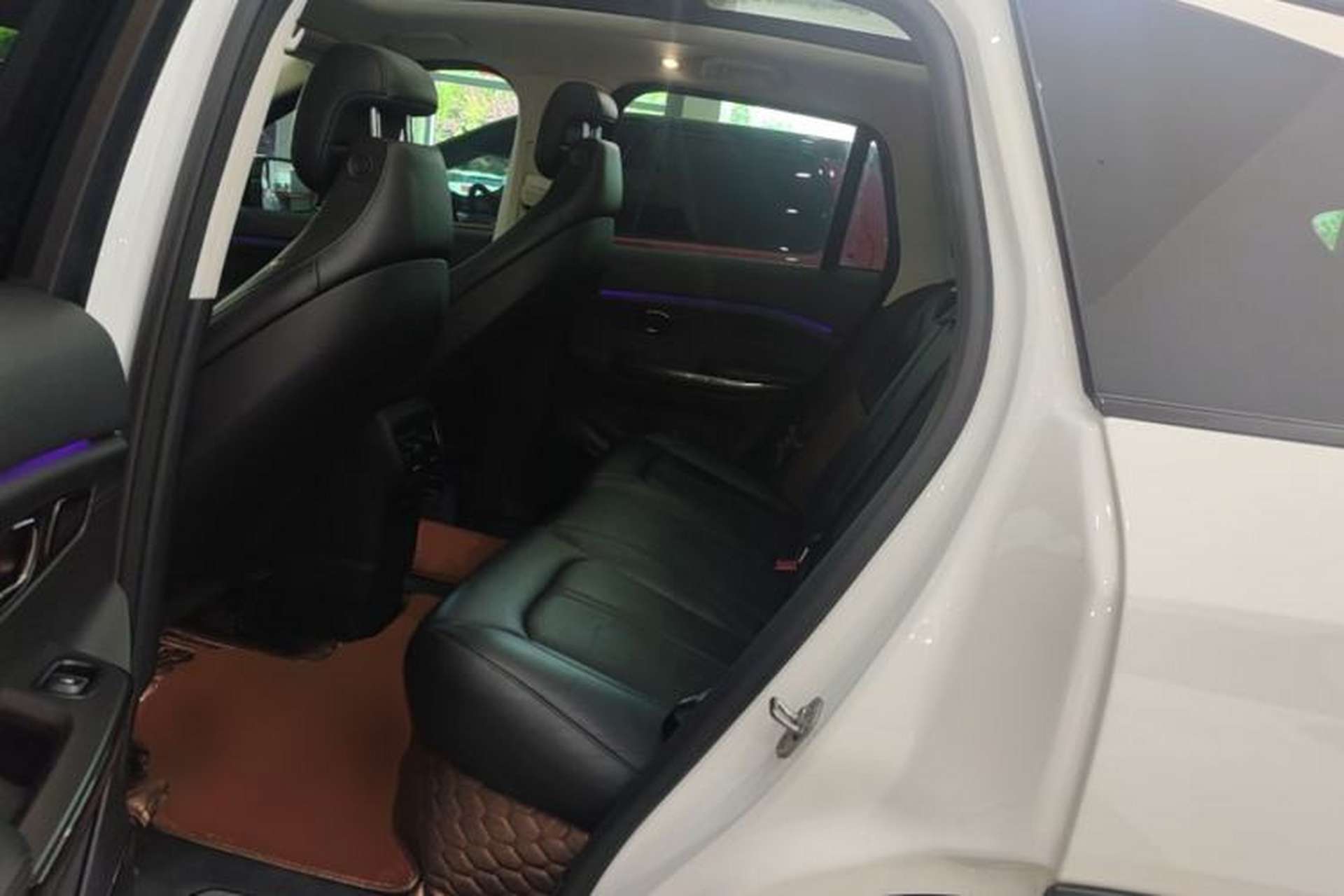 Used Nio ES6 2019 430 km Performance Version Left Rear Seat