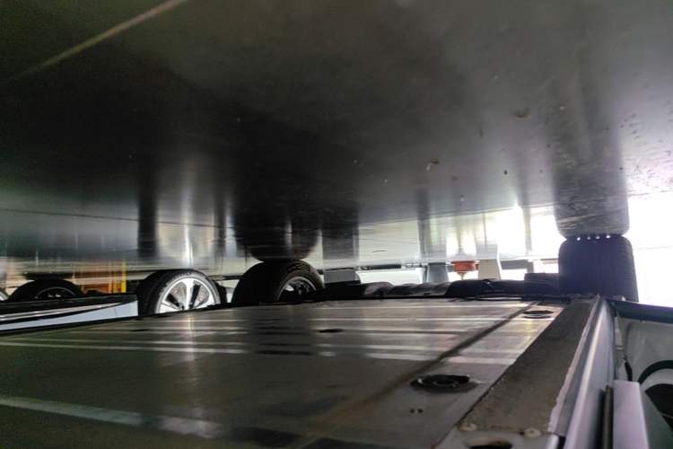 Used Nio ES6 2019 420 km Sport Version Left Side Sill