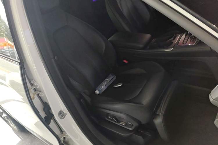 Used Nio ES6 2019 420 km Sport Version Right Front Seat