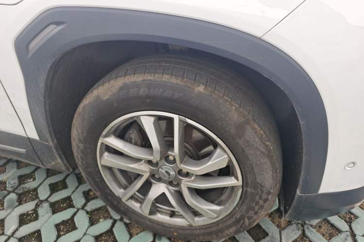 Used Nio ES6 2019 430 km Performance Version Right Front Wheel Hub