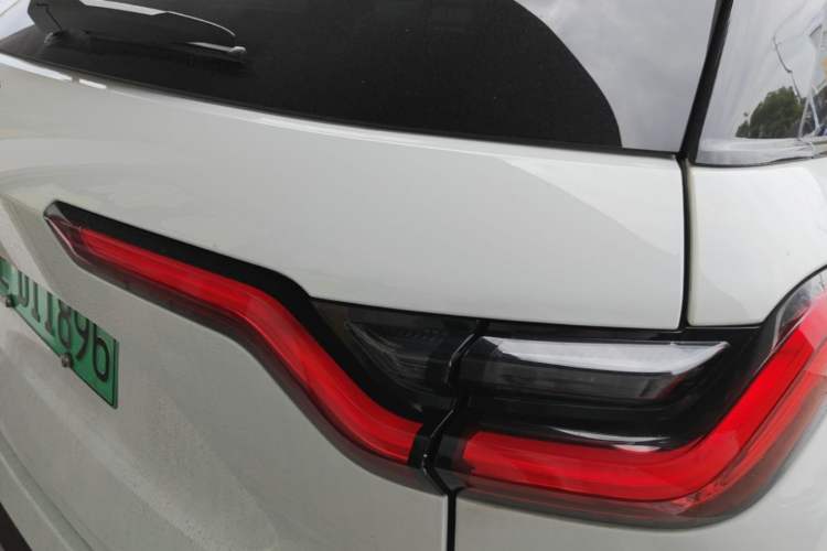 Used Nio ES6 2019 430KM First-Edition Commemorative Version Right Rear Taillight