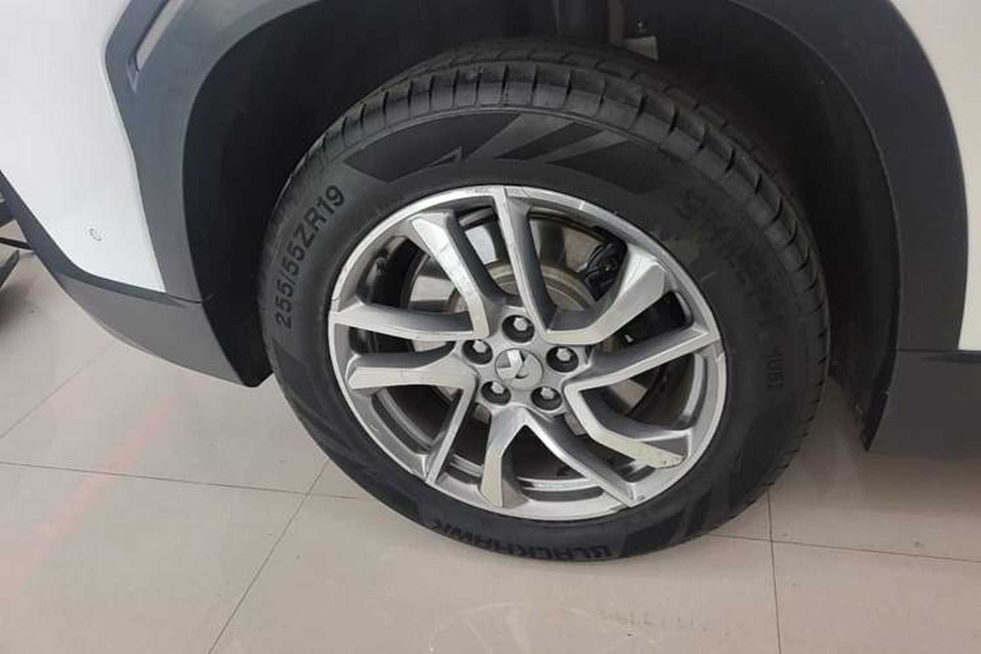 Used Nio ES6 2019 430 km Performance Version Right Rear Wheel Hub